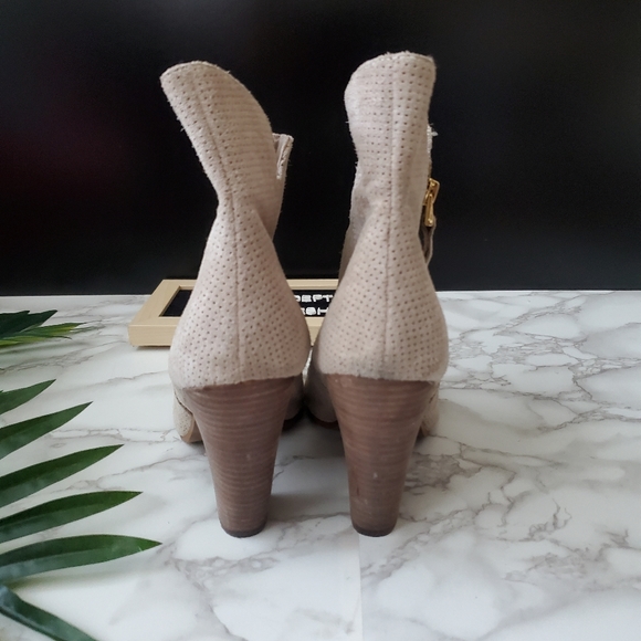 Guess Peep Toe Booties - Picture 5 of 8